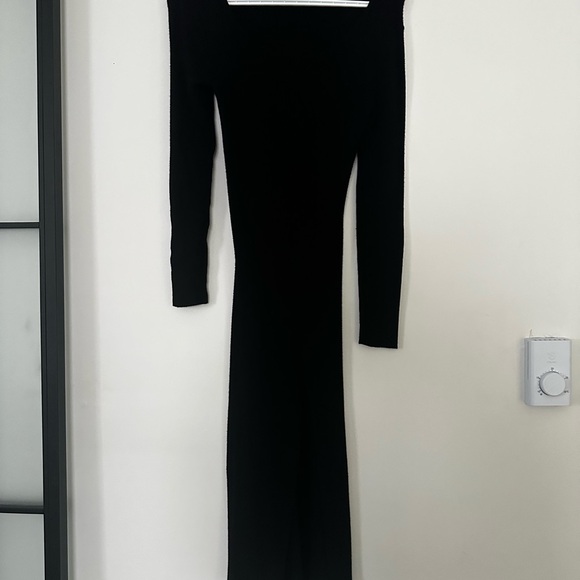 Pink Lily Long Sleeve Ribbed Dress with Slit - Picture 3 of 9